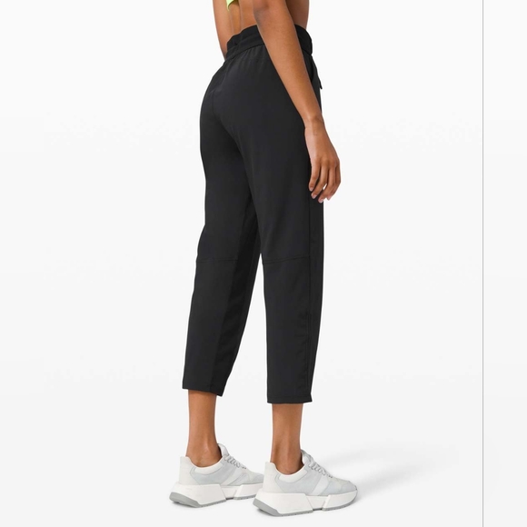 NWT Lululemon Beyond the Studio Crop Pants - Picture 5 of 8